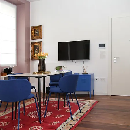 Secret Courts Centre-outdoor Space Milano